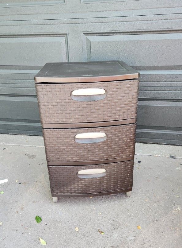 Outdoor, 3 Drawer storage dresser read description for details 