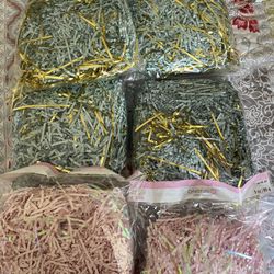 Shredded Paper / Basket Filling 