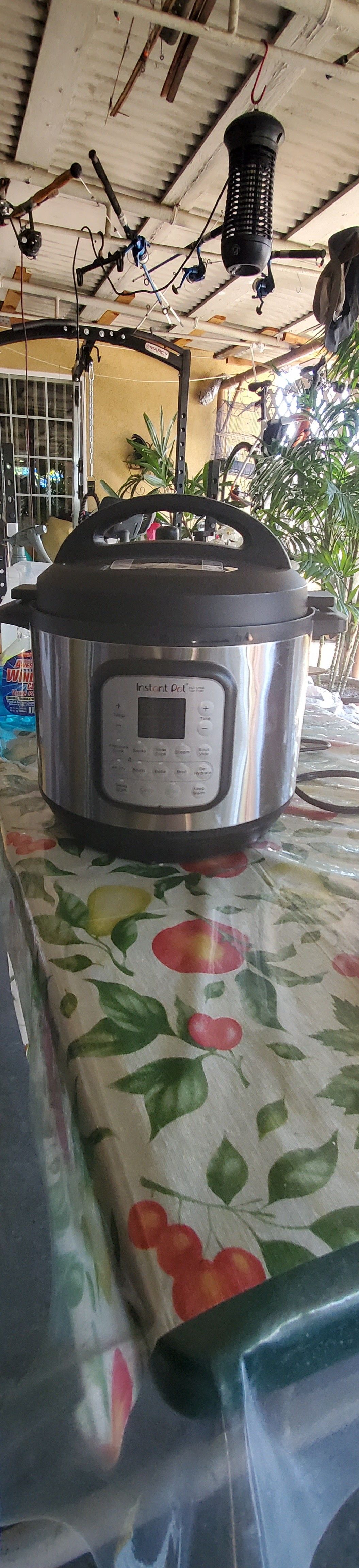 Instant pot duo crisp pressure cooker and air fryer