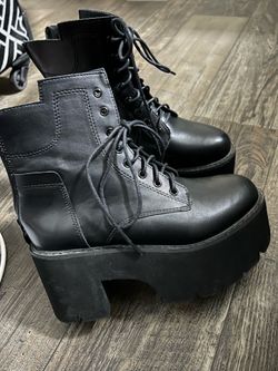 Black boots