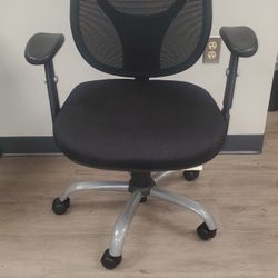 Acadia Nesh Chairs w/Silver legs (4)