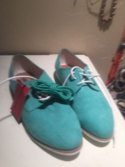Shoes size 7 never worn