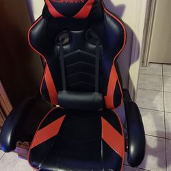 Respawn  Gaming  Chair  $60  