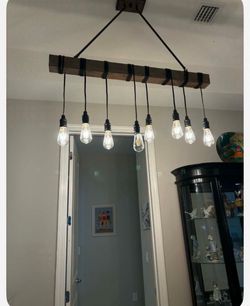 Modern lighting fixture