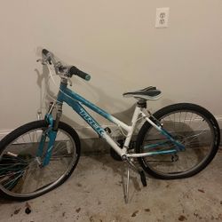 Mountain Bike 24 Speed, Adjustable Seat