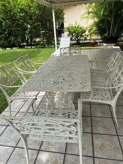 White Cast Iron Patio Dining Set