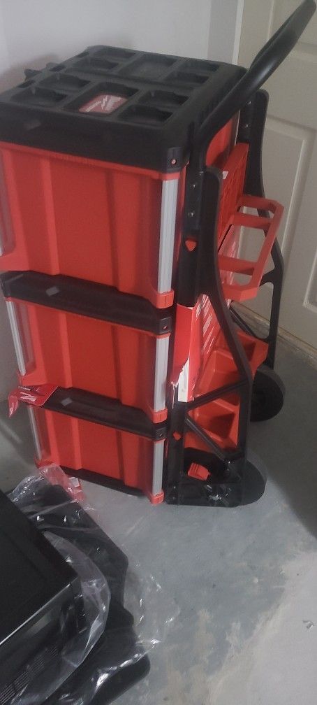 Milwaukee  Packout 2 Weel Cart  Drwaer Set Up