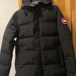 BLACK CANADA GOOSE MACMILLAN PARKA LARGE