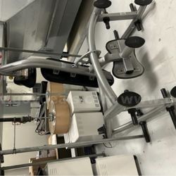Hoist Incline Bench Press