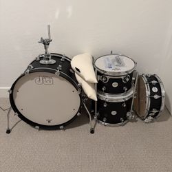 DW Frequent Flier Drumset Shell Pack