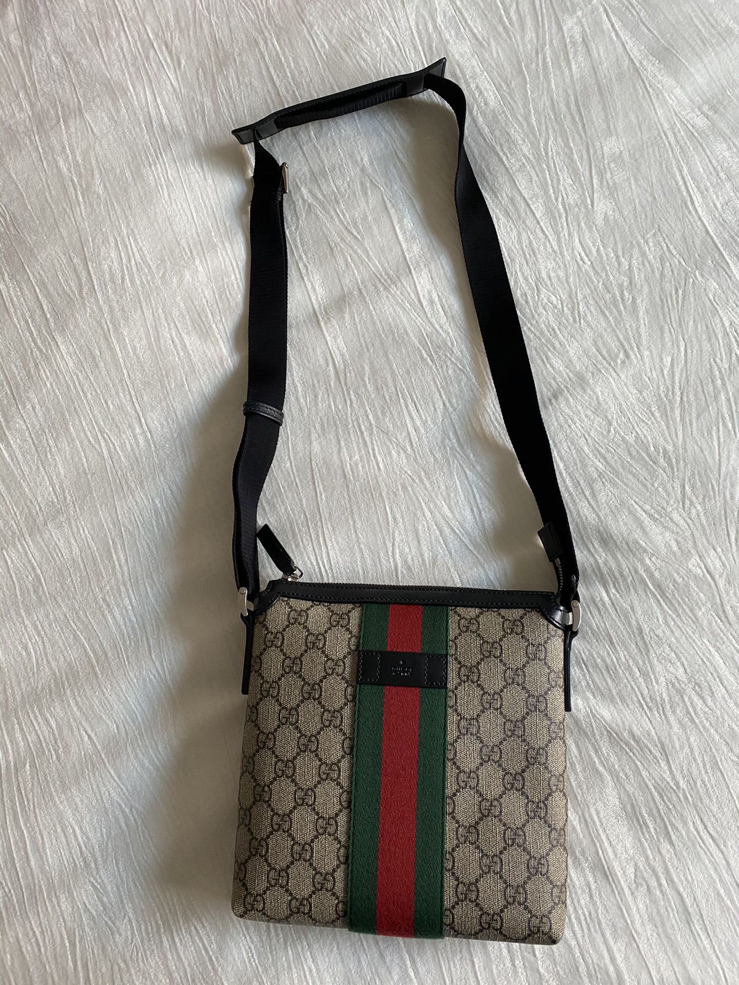 Gucci web small messenger bag