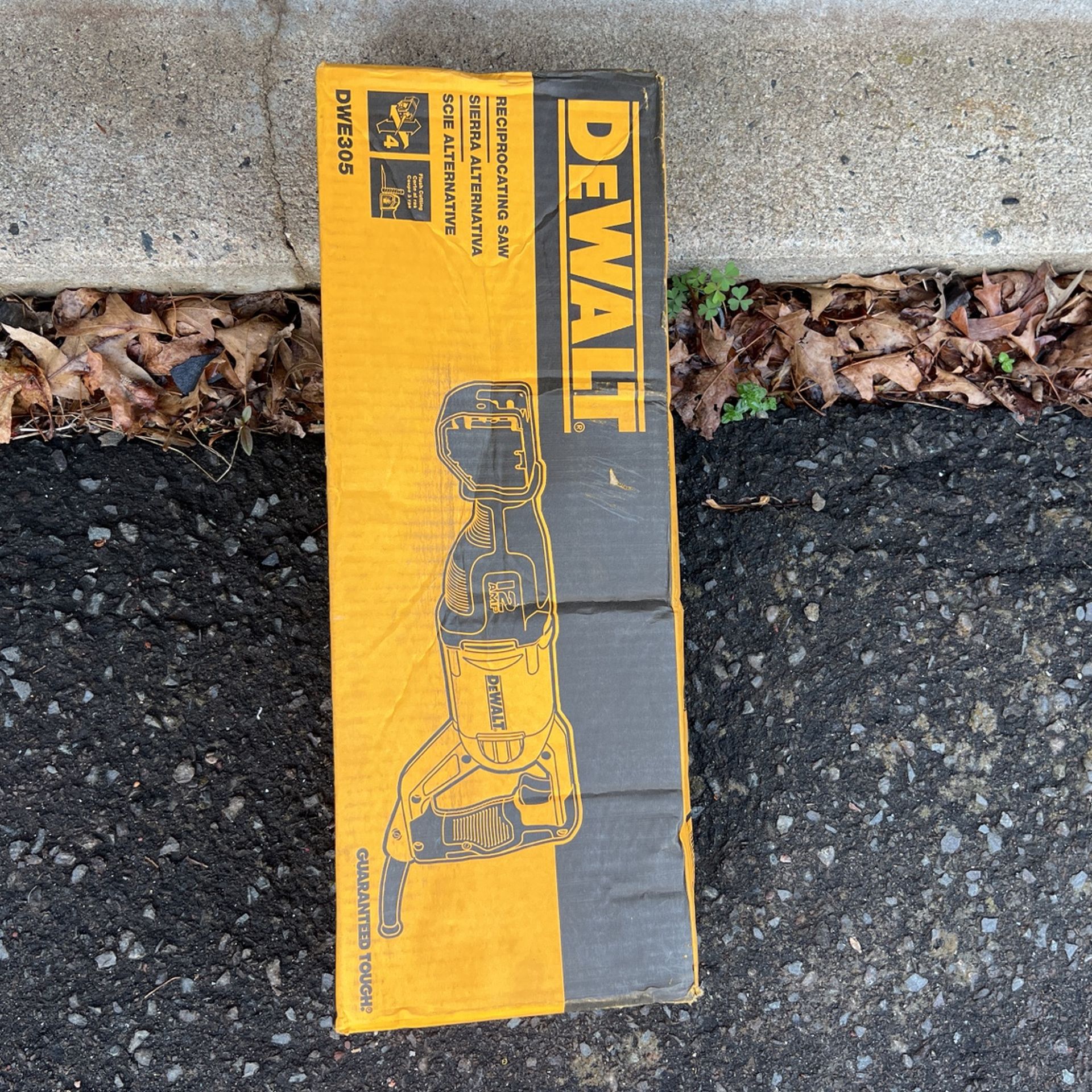 Dewalt Brand New Reciprocating Saw Dwe305