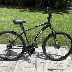 Schwinn GTX Elite, 700c hybrid bicycle
