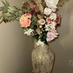 Golden Glittering Vase With Flowers