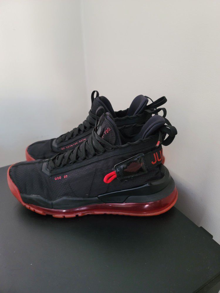 Jordan Proto Max Size 9.5 