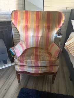 Wing back chair
