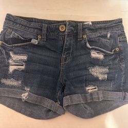 Women’s Aeropostale Midi Dark Blue Jean Shorts Size 4