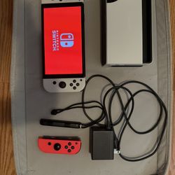 Nintendo Switch OLED