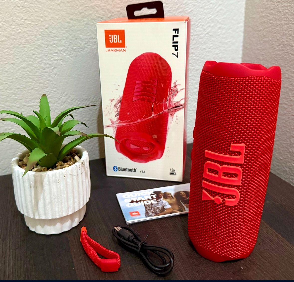 JBL FLIP 7 Portable Bluetooth Speaker 