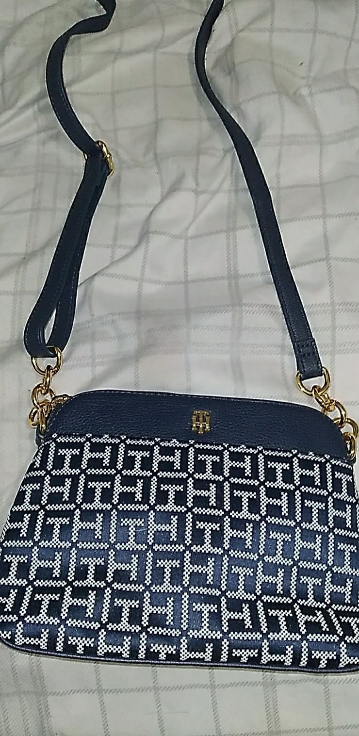 Tommy Hilfiger navy blue