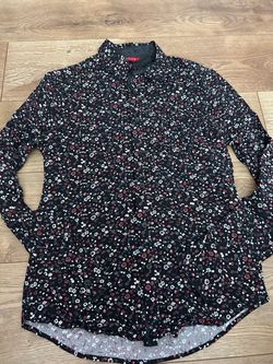 Guess Slim Fit Black Floral Button Down Shirt.
