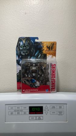 Transformers Deluxe Lockdow