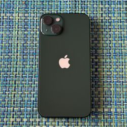 Apple iPhone 13 Unlocked 