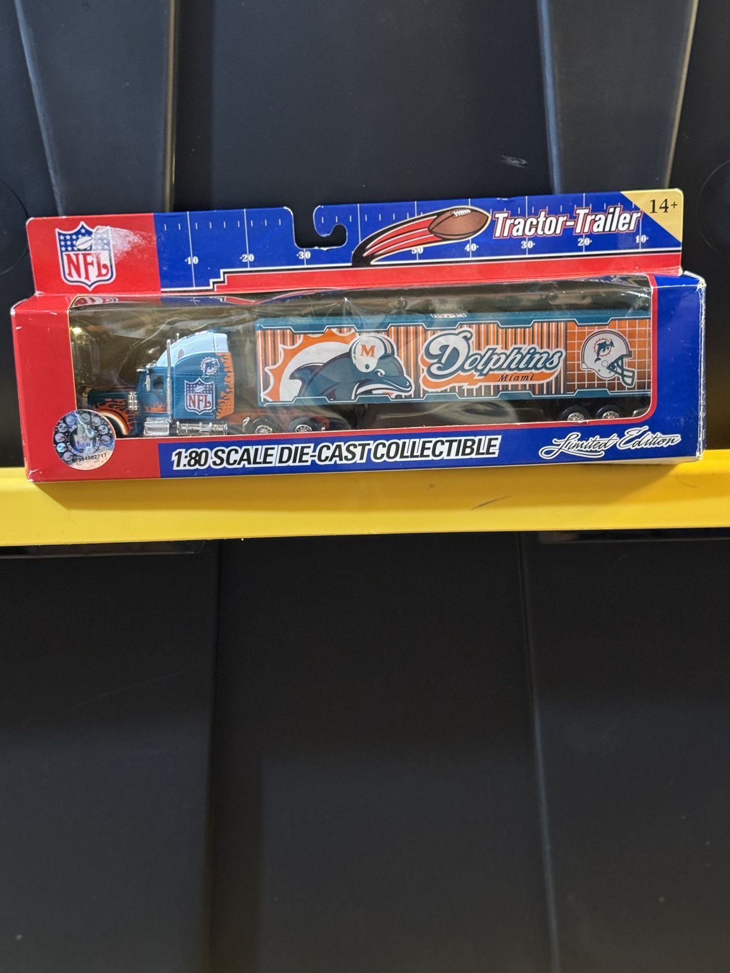 Miami Dolphins NFL 1 80 Diecast Limited Edition Truck Toy Fleer 2005 (New)