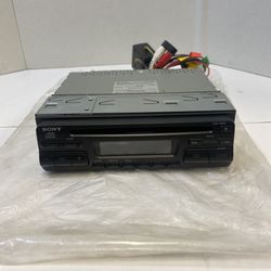 Vintage SONY CDX-4050 AM/FM Radio Tuner Compact Disc CD PLAYER Car Audio - New