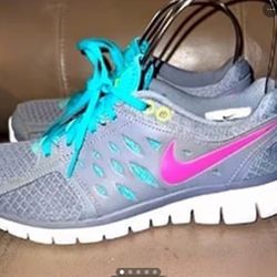  Nike Flex 2013 Run Athletic Shoes, Women’s Size 7.5