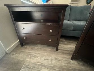 Dresser