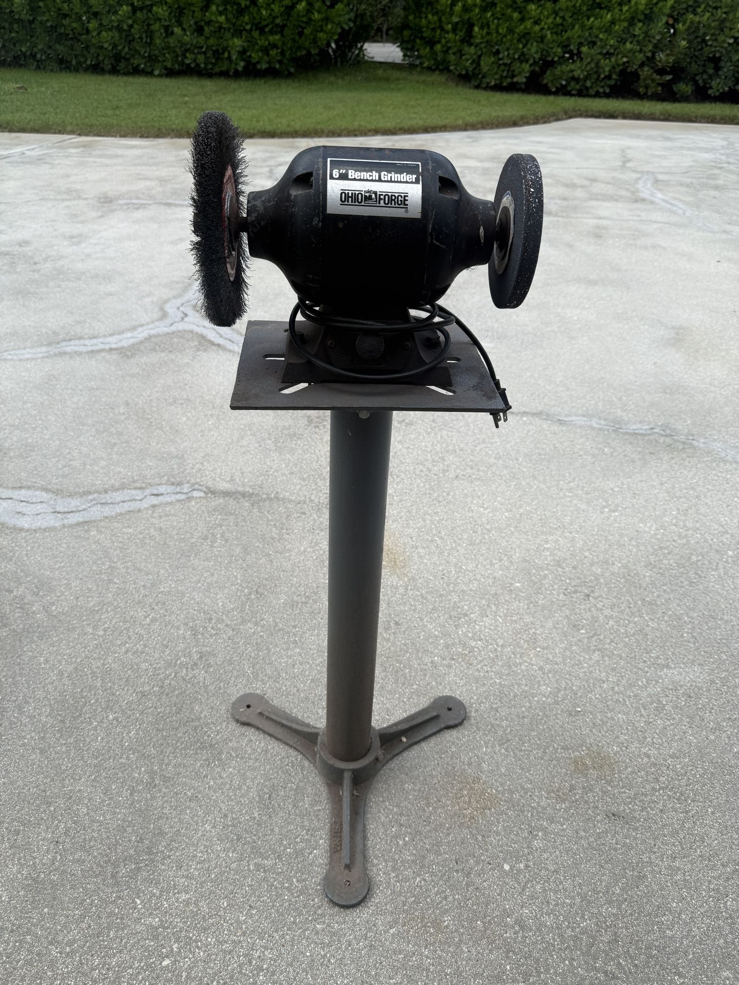 6” Bench Ohio Forge Grinder with stands 