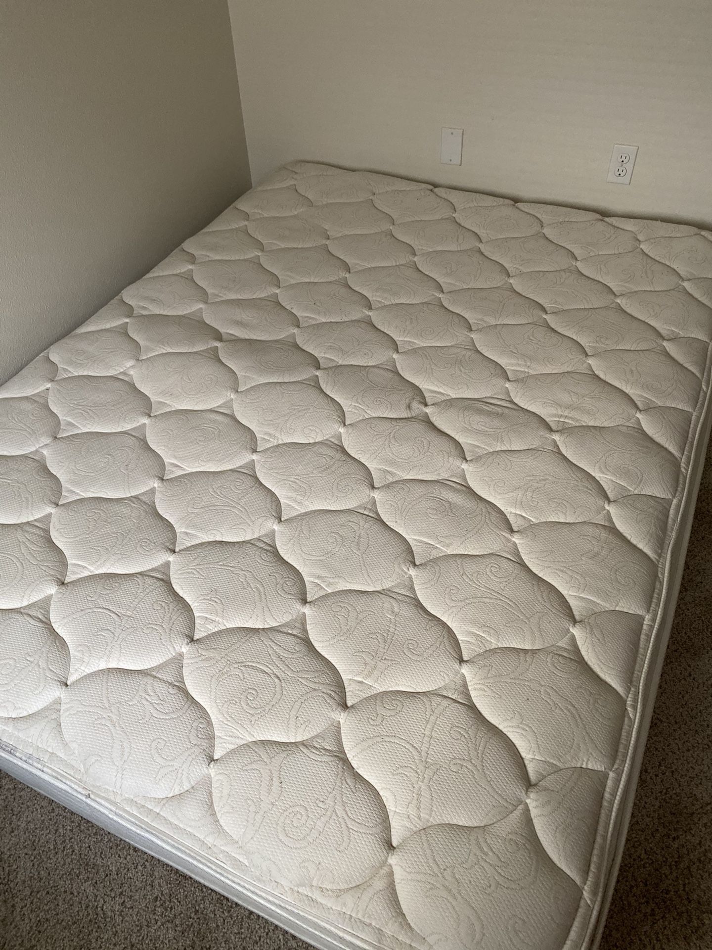 Queen mattress