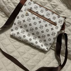 Cross Body Purse New Condition 