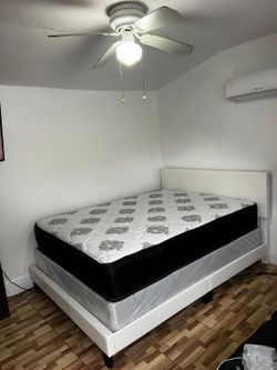 Camas económicas con el colchón incluído