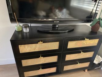 Black dresser