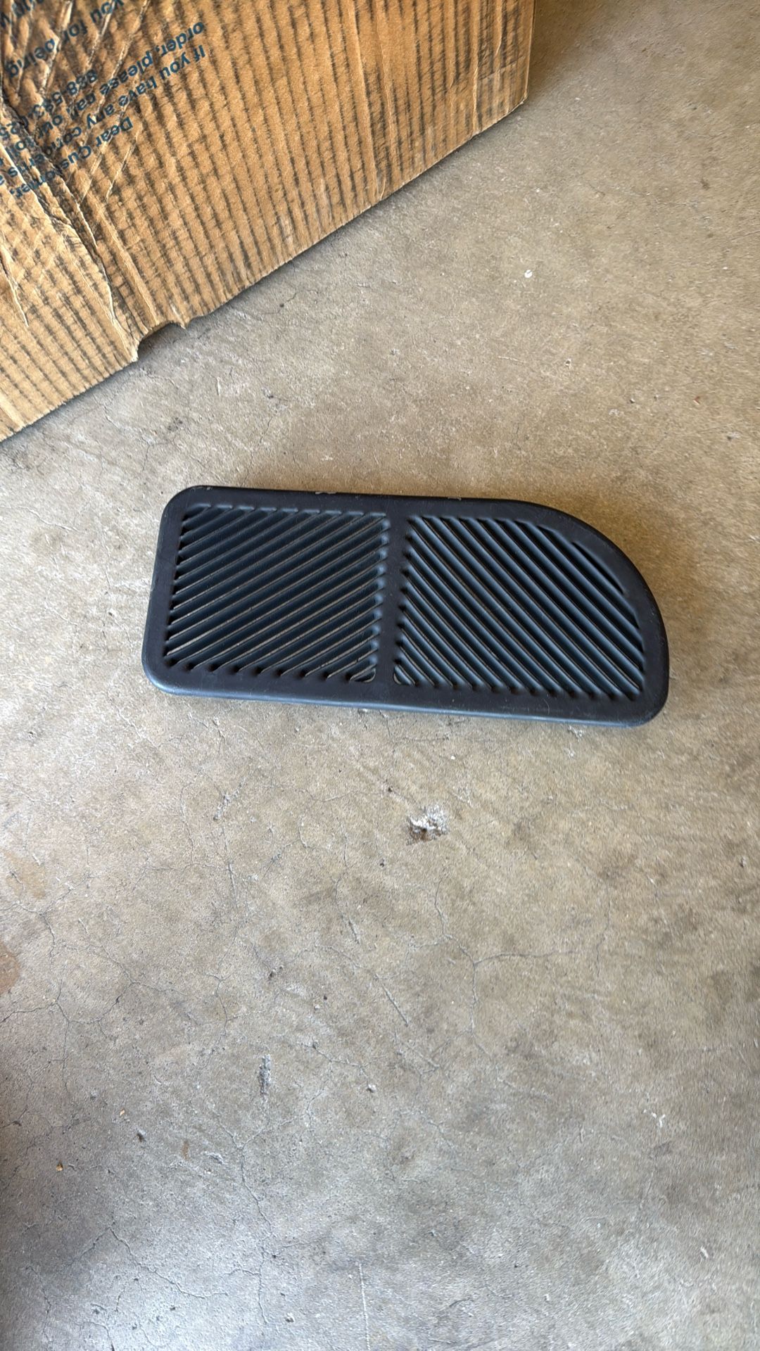 ‘65 -‘68 Chevy Rear Package Shelf Defroster Grille