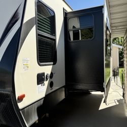 2018 Keystone Sprinter Campfire 30FL