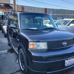 2005 Toyota Scion Xb