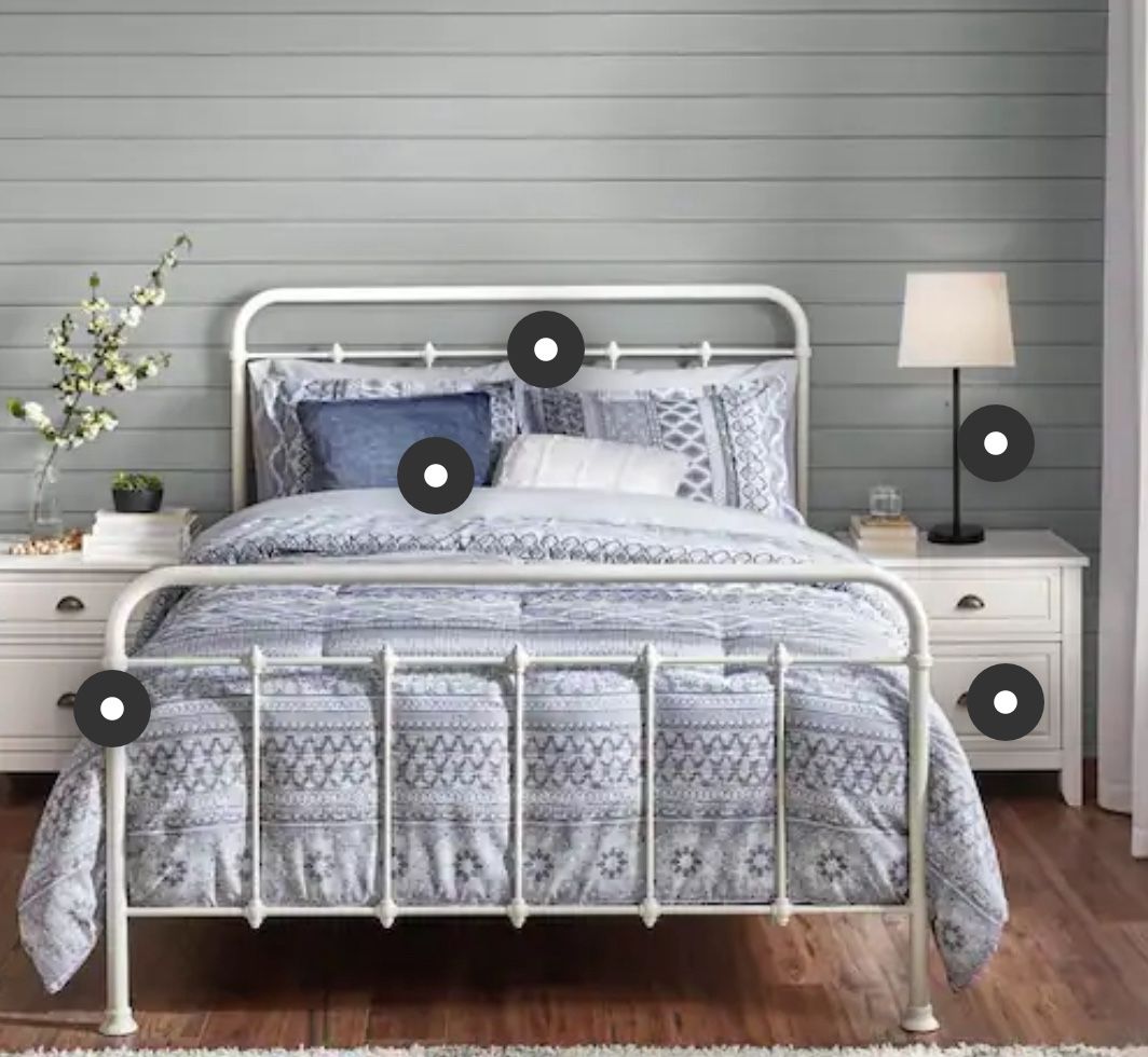 Farmhouse White Metal Twin XL Bed