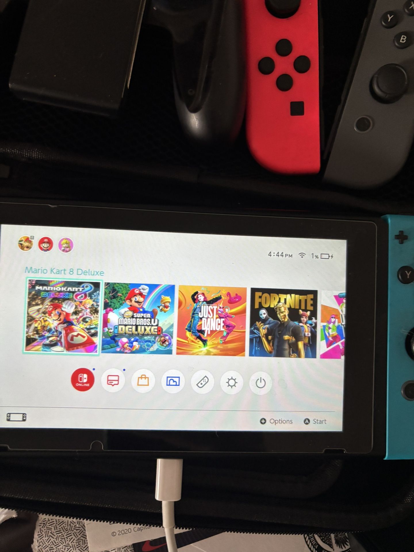 Nintendo Switch 