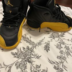 Air Jordans Black and Yellow
