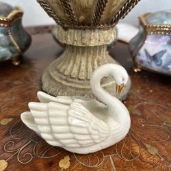 SWAN FIGURINE BY LENOX Rare Find $100
