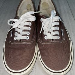 Men’s Vans Canvas Shoes Brown  size 9