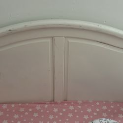 White Baby crib
