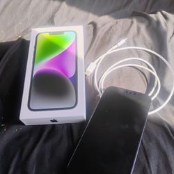 iPhone 14 