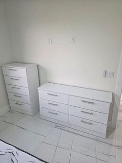White Dresser and Chest- Comoda Blanca y Gavetero