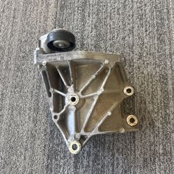 99-07 Chevy Silverado GMC Sierra 4.8L 5.3L 6.0L AC Compressor Bracket 1(contact info removed)