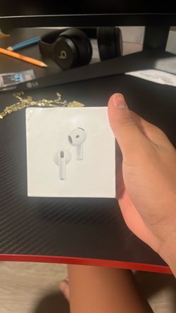 Apple AirPods 4 – Brand New, Sealed & Never Opened 🎧