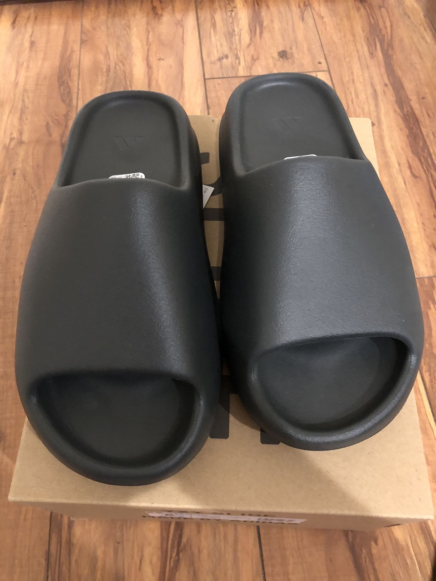 Yeezy Adidas Slides Dark Onyx 8